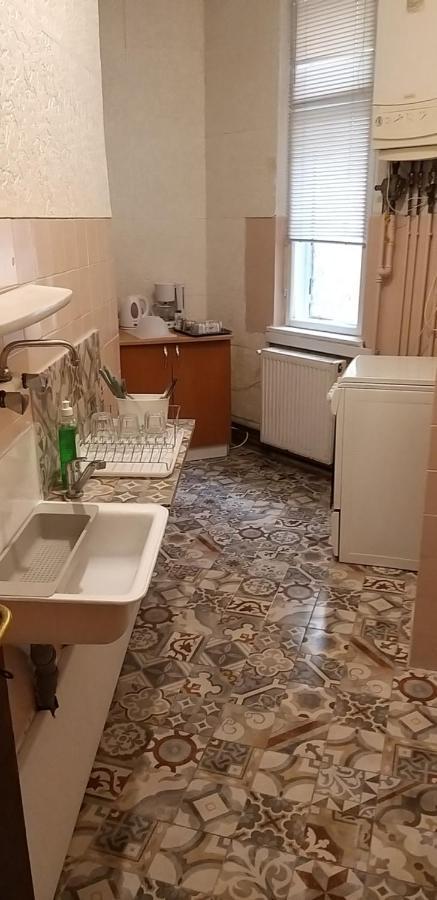 Apartament Domum Unirea, Across The Street Of Old Center *