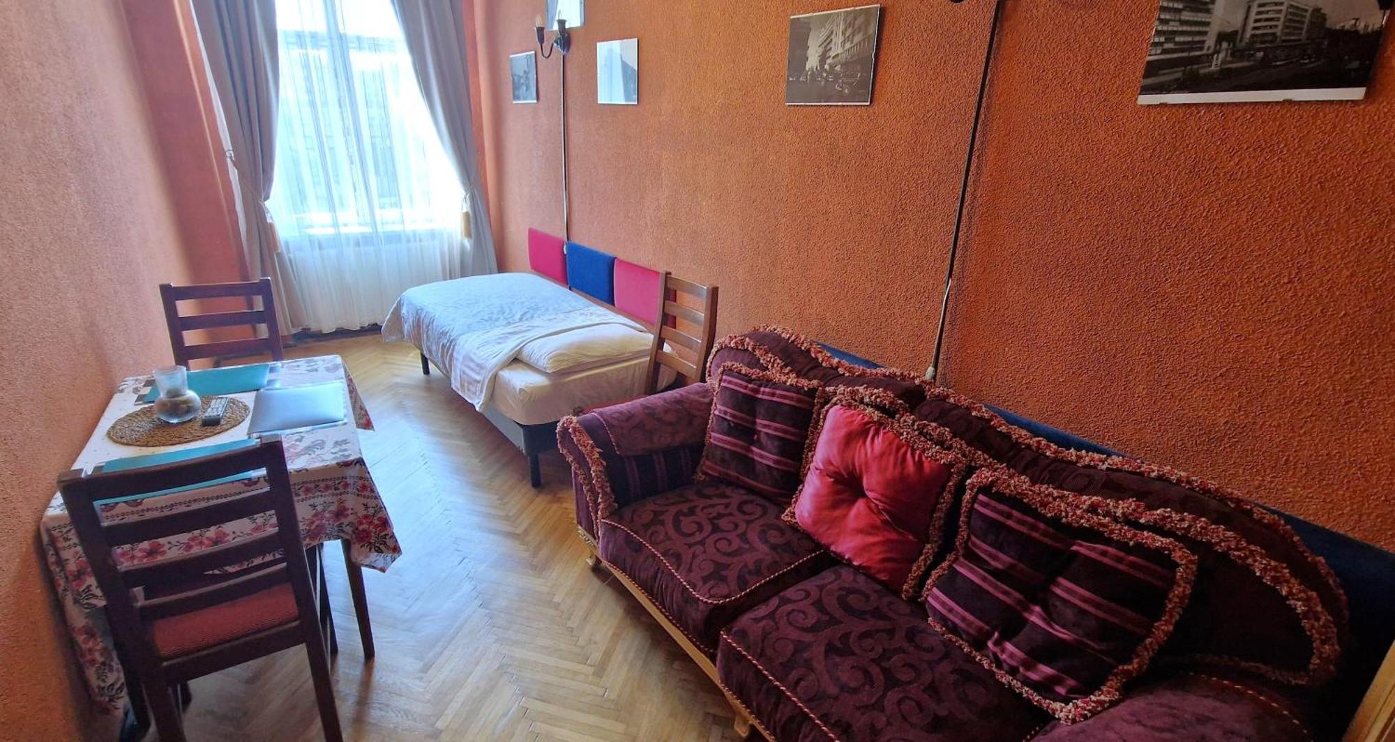 Domum Unirea, Across The Street Of Old Center Apartament Bucureşti